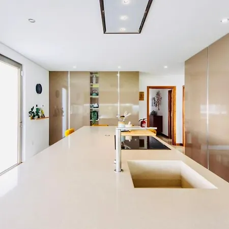 Вилла Ria Lounge House Торрейра