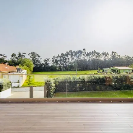 Вилла Ria Lounge House *