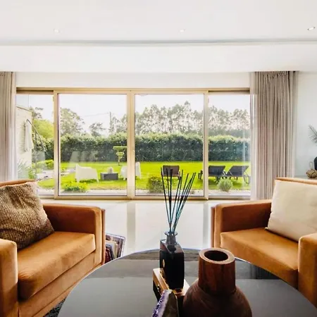 Ria Lounge House Вилла *