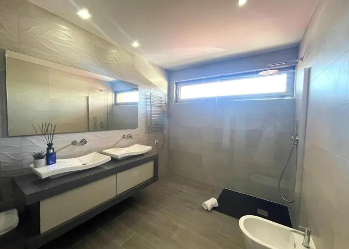 Ria Lounge House Торрейра